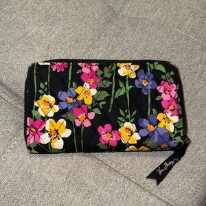 VERA BRADLEY WALLET